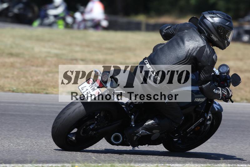 Archiv-2022/50 09.08.2022 MSS und TÖFF Track Day ADR/Gruppe blau/backside